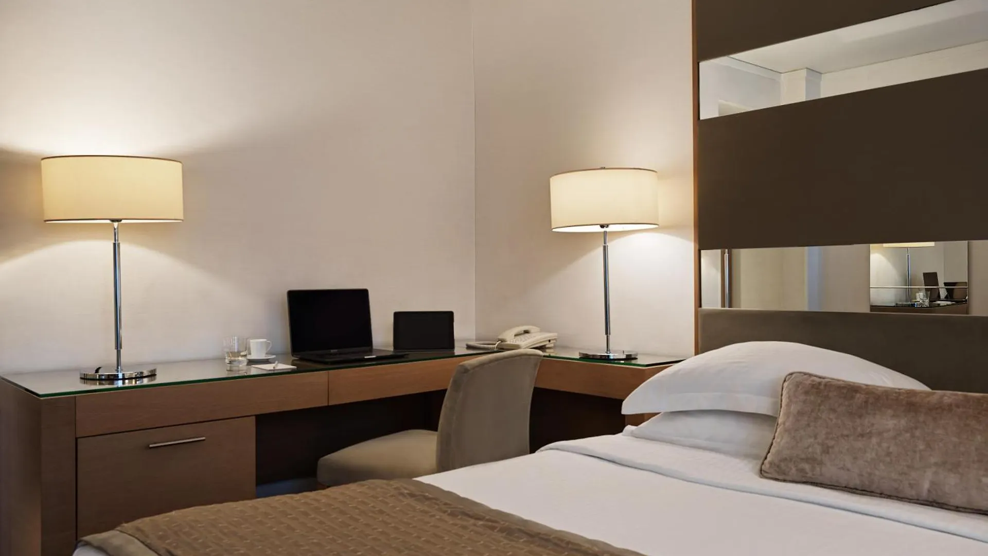 Galaxy Iraklio Hotel